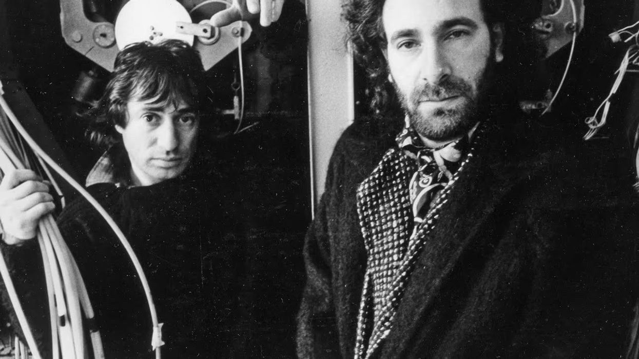 Si u krijua kënga dhe videoja kult “Cry”?