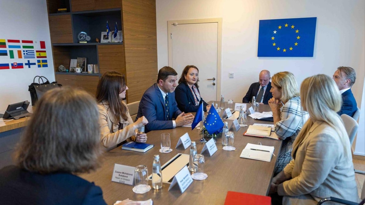 Krasniqi pas takimit me Kaja Kallas: PDK e gatshme për zgjidhjen e krizës politike