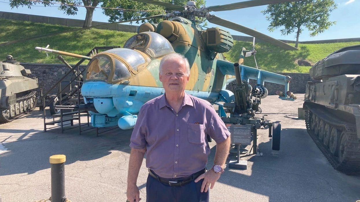 Ish-kongresisti Tony P. Hall letër ish-krerëve të UÇK-së: Qëndroni të fortë dhe plot guxim