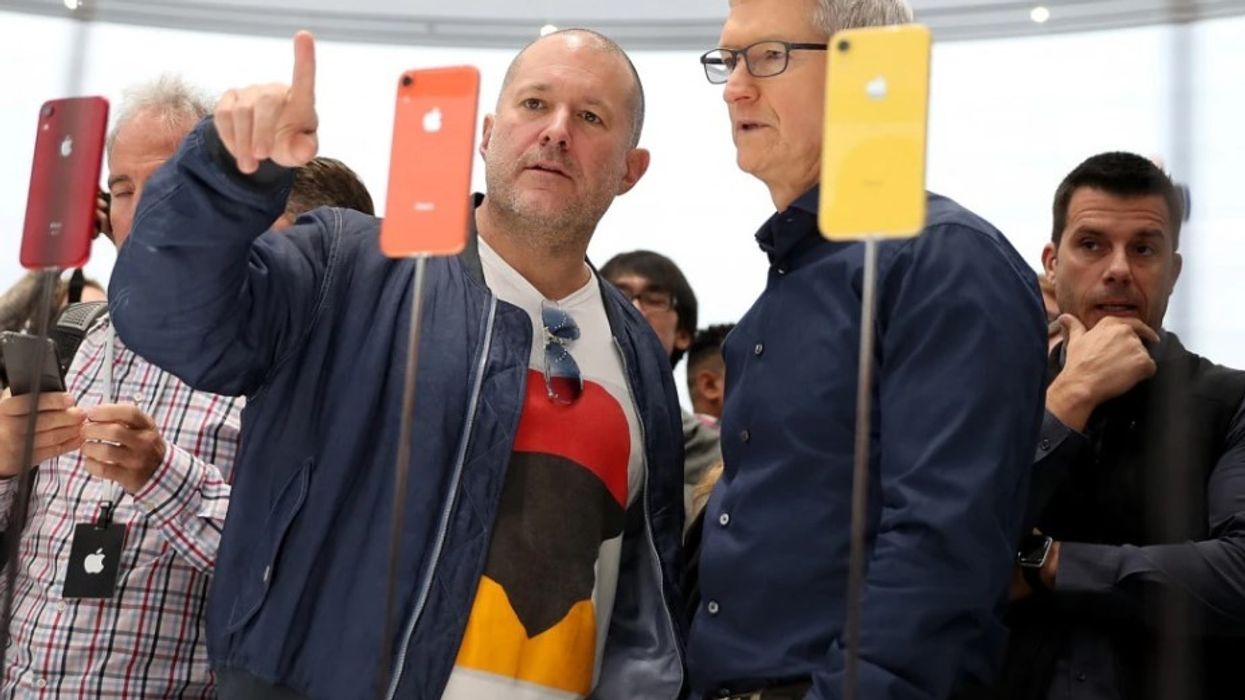 OpenAI blenë kompaninë e njeriut që e bëri të famshëm dizajnin e iPhone