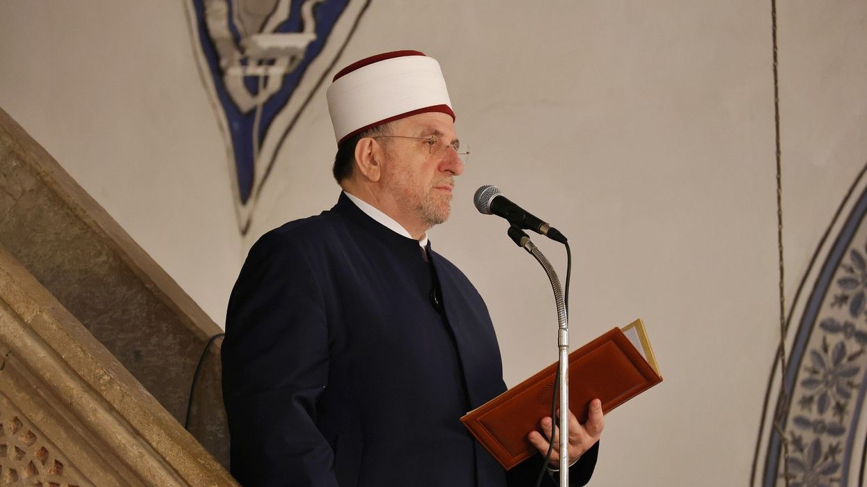 Myftiu Tërnava uron besimtarët për Kurban Bajramin, thotë se rënia e natalitetit është alarm kombëtar