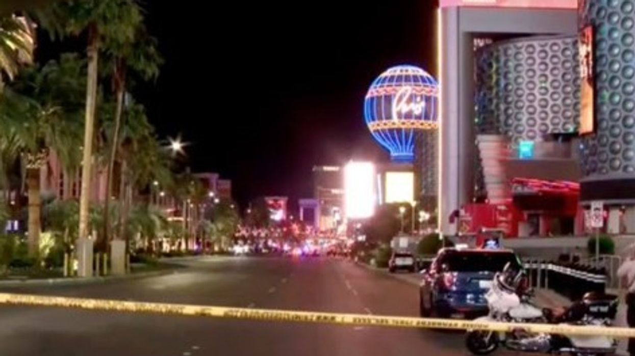 Të paktën një i vdekur ndërsa një person i armatosur hap zjarr pranë shatërvanëve të famshëm Bellagio në Las Vegas