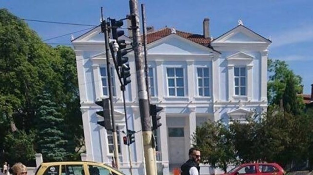 Në Bullgari nuk mbjellin më lule, por… marihuanë!