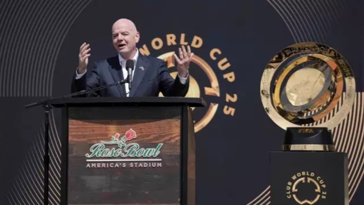 FIFA po mundohet ta mbulojë një skenë të turpshme para fillimit të Kupës së Botës për Klube
