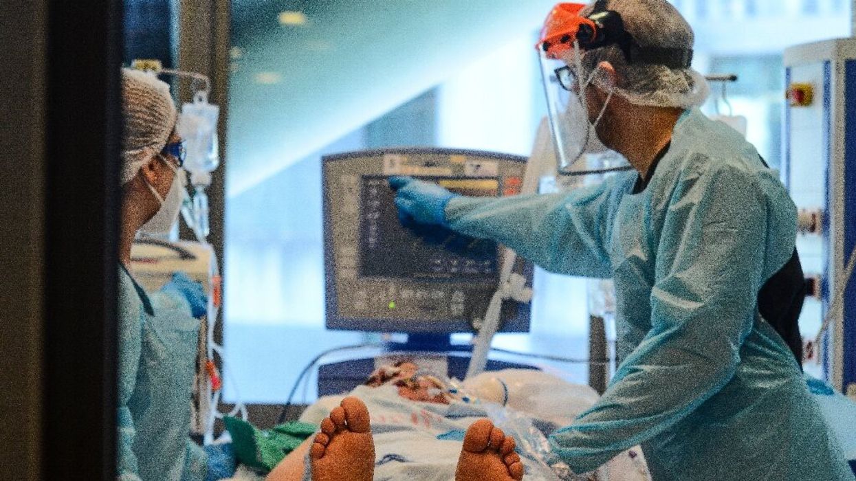 A na kalon jeta para syve në momentin e vdekjes? Një skanim truri e mbështet këtë teori