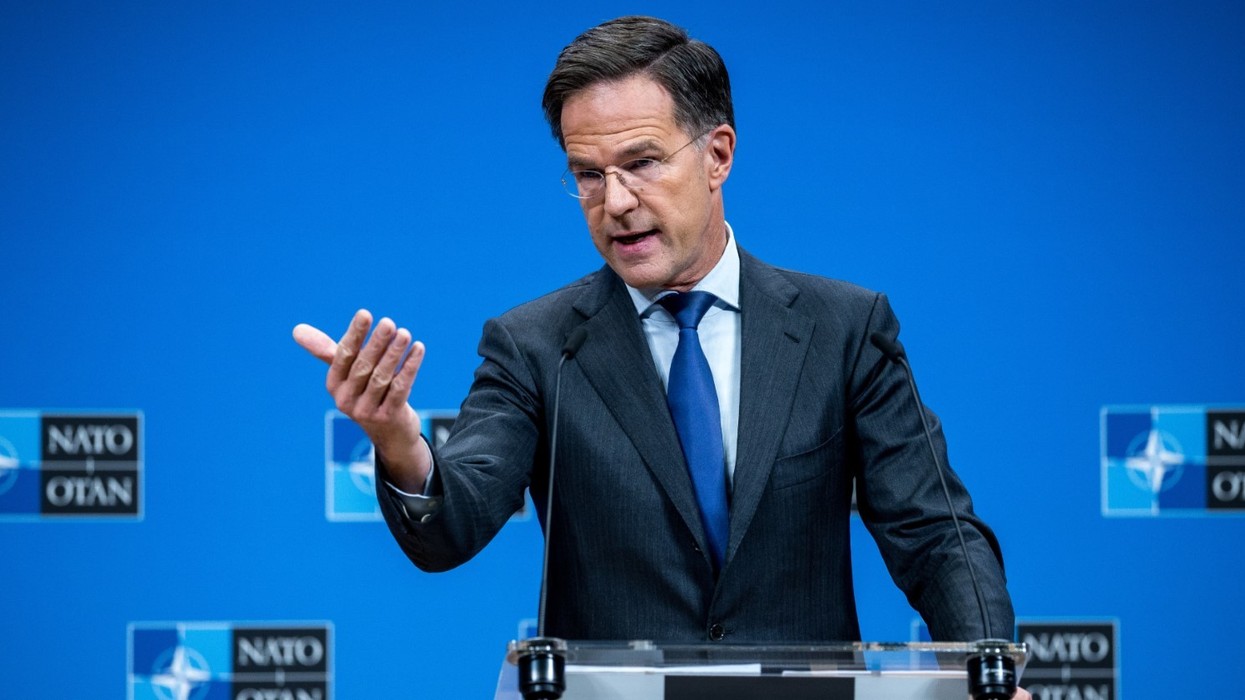 Rutte: NATO mbetet e angazhuar në Kosovë