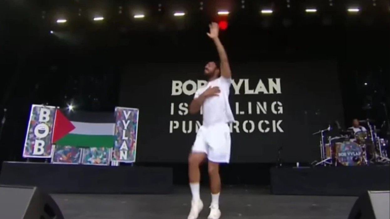 Kush janë muzikantët që thirrën "Vdekje IDF-së" në festivalin 'Glastonbury': Ata mbetën pa një agjenci menaxhimi që i përfaqëson ata