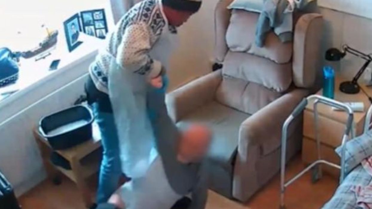 Kujdestarja dënohet me burg - mediat britanike sjellin pamje të keqtrajtimit të një të moshuari me demencë, pak ditë para vdekjes së tij