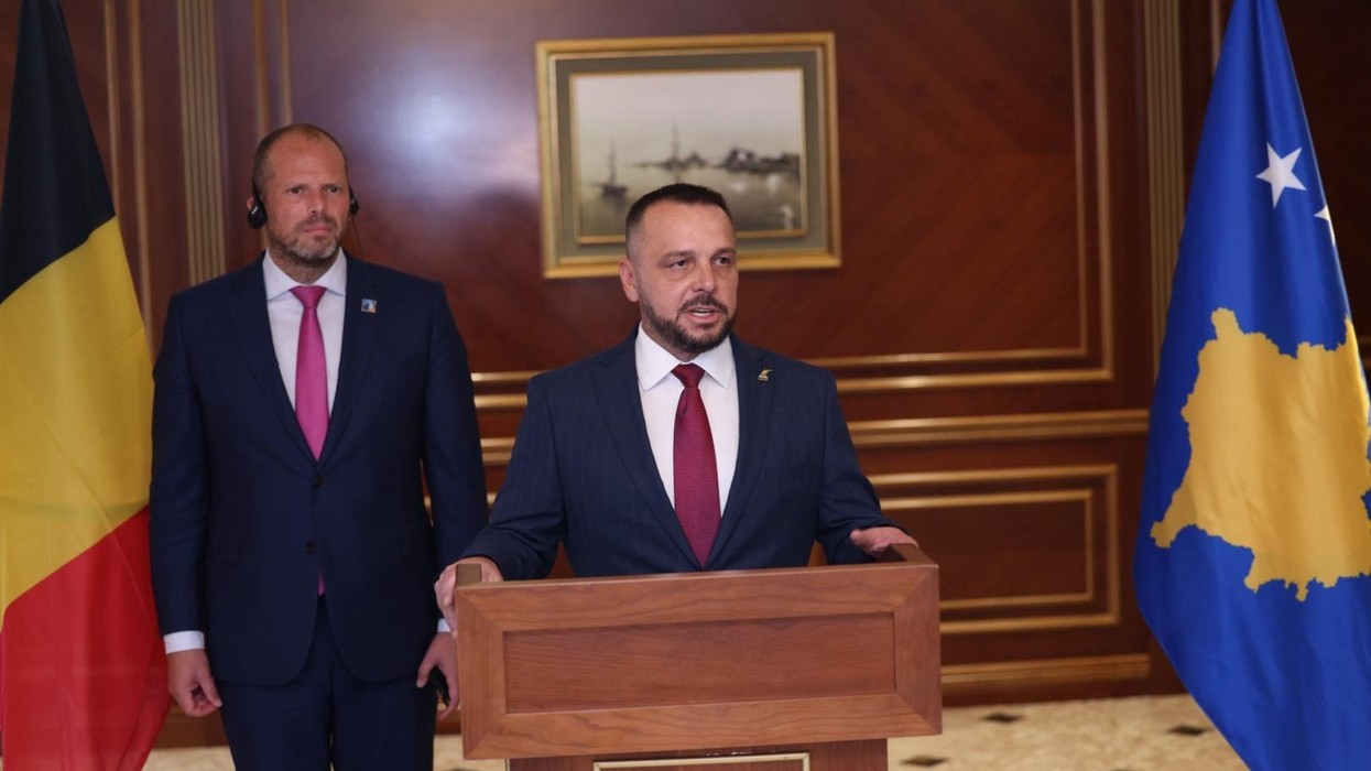 Belgjika njeh zyrtarisht atasheun e mbrojtjes së Kosovës në Bruksel