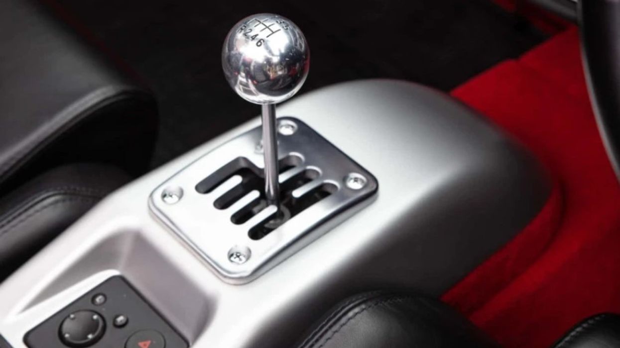 Adhuruesit e ndërruesit manual duhet ta harrojnë Ferrarin e ri, nga Maranello kanë një mesazh për ta