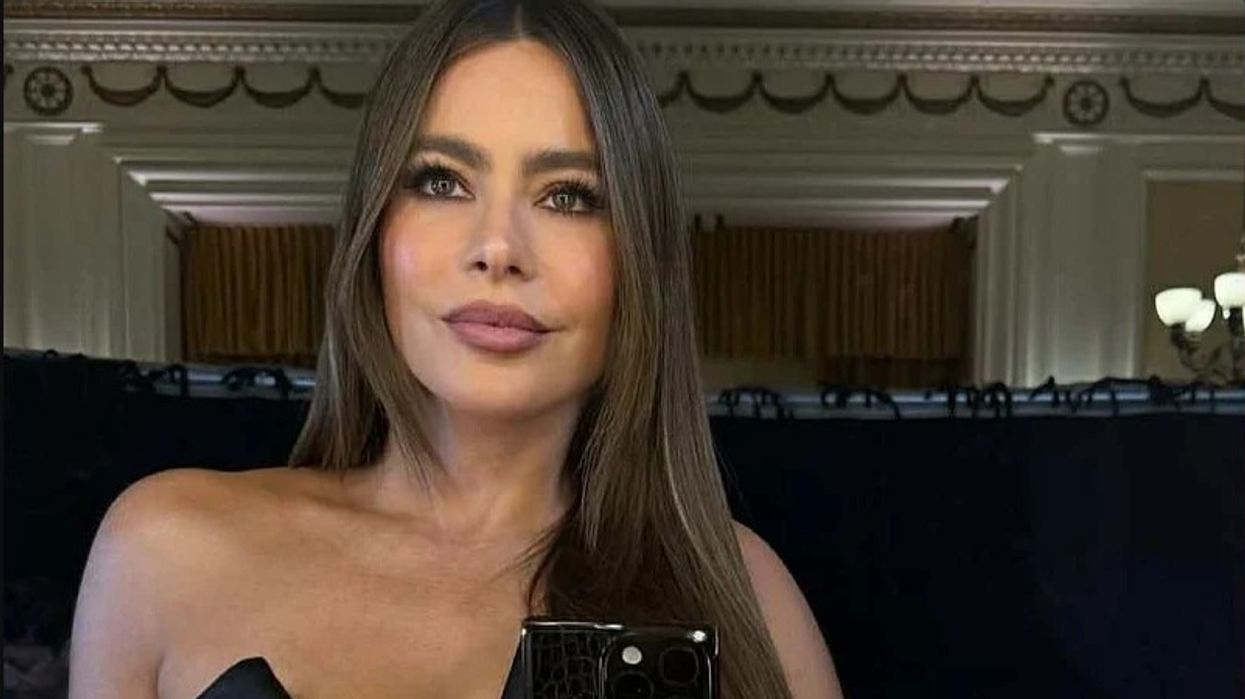 Sofia Vergara duke u puthur me Tom Bradyn? Thashethemet thonë se ata po kalojnë pushimet së bashku në Ibiza