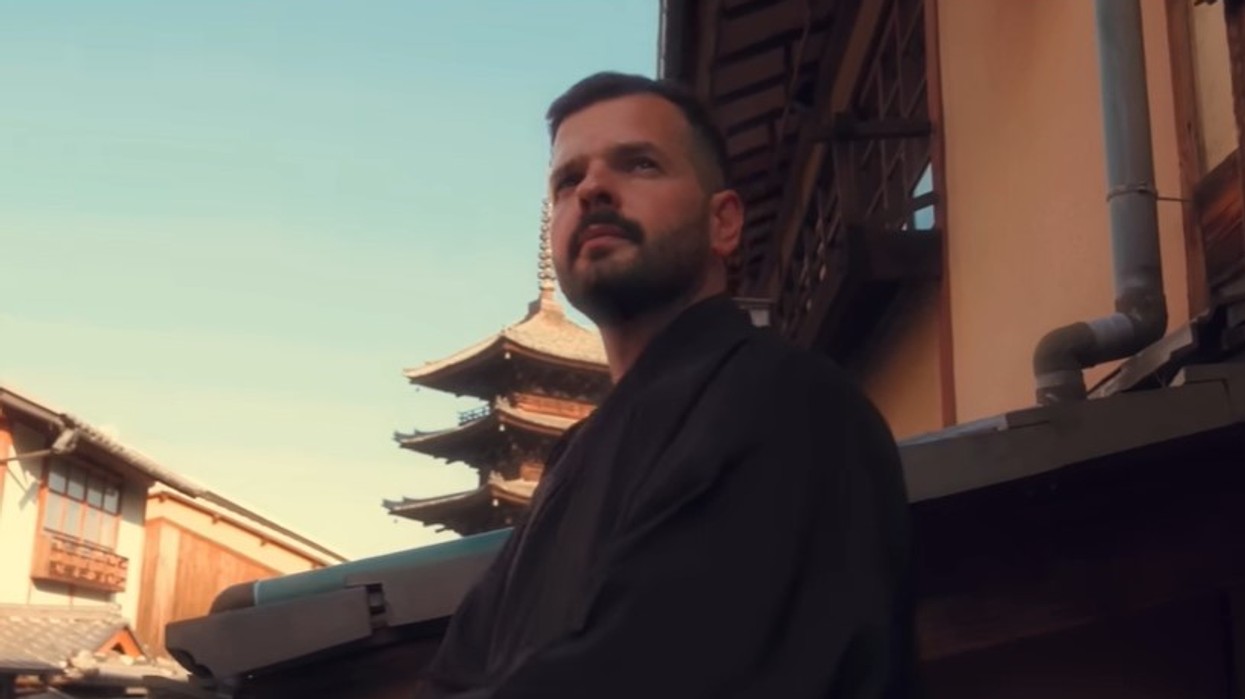 MVJ publikon këngën "Dost"