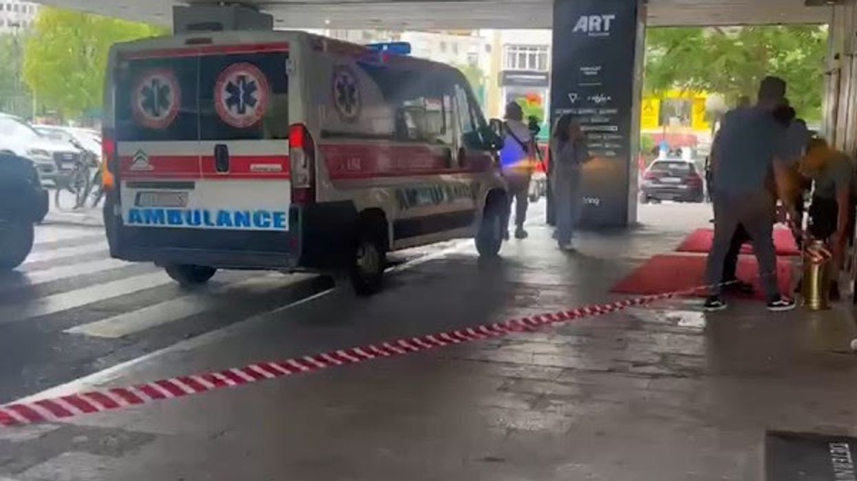 Ra nga lartësia e hotelit "Grand", vdes 24 vjeçari në Prishtinë