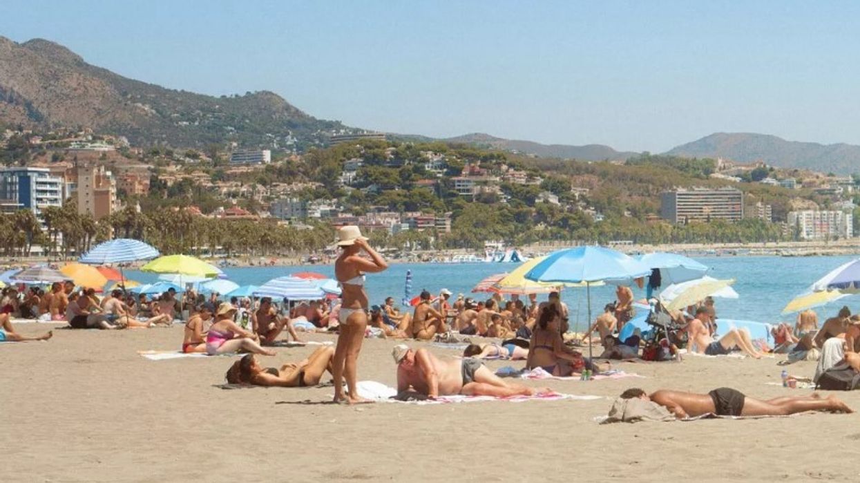 “Mos dilni lakuriq në rrugë” – qyteti spanjoll ka "10 mesazhe" për ata që duan ta vizitojnë atë