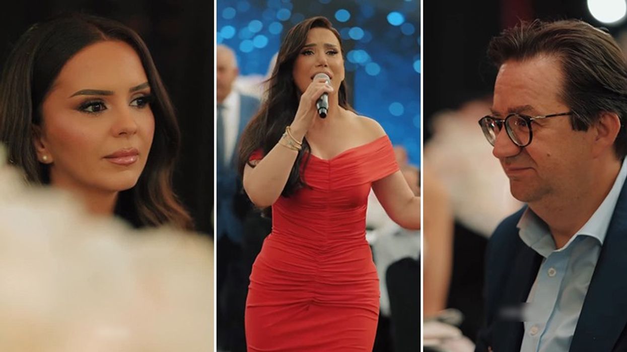 Momenti emocionues kur Albërie Hadërgjonaj interpretoi këngën kushtuar Ibrahim Rugovës në dasmën e vajzës së tij, Teutës