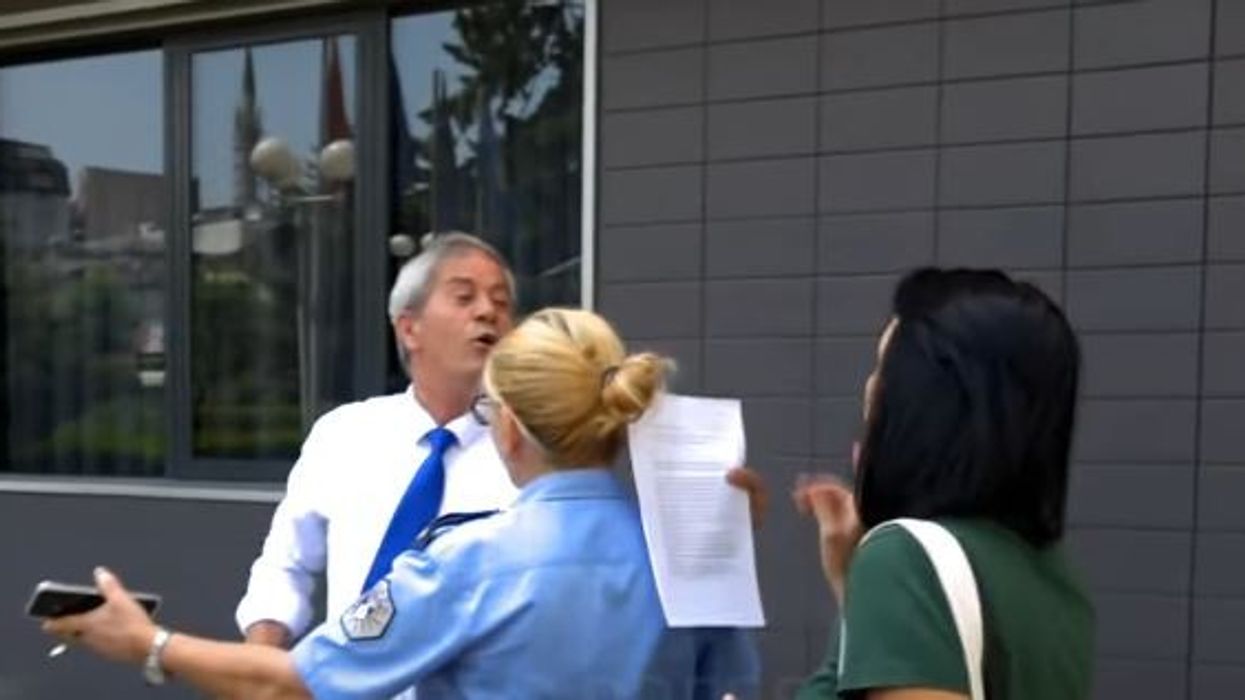 Kryetari i këshillit të fshatit Bellanicë të Malishevës përballet me Fitore Pacollin para Kuvendit: Me dokument je hajdute