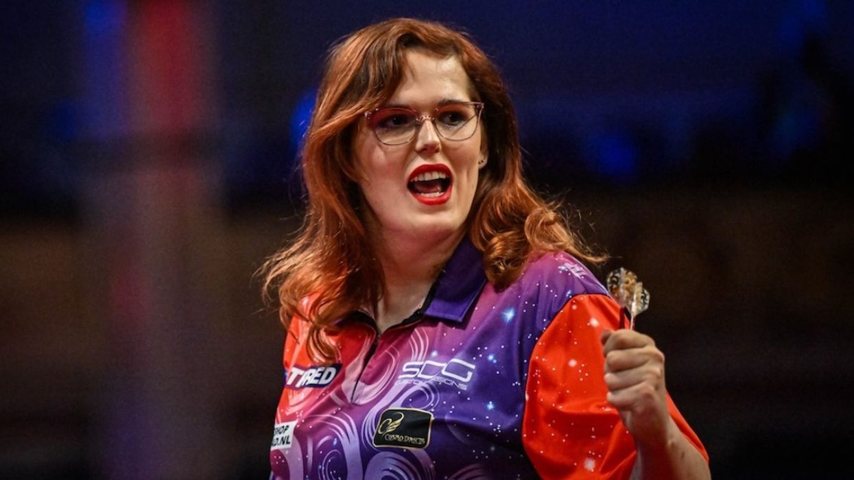 Një lojtare transgjinore e pikados përjashtohet nga gara e femrave, duhet të garojë me burra