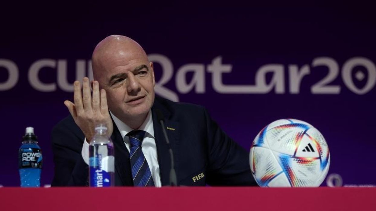 FIFA paditet në emër të 100,000 futbollistëve, një revoltë e nisur në Danimarkë