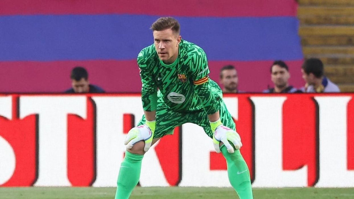Ter Stegen thyen heshtjen pasi iu hoq shiriti i kapitenit të Barcelonës