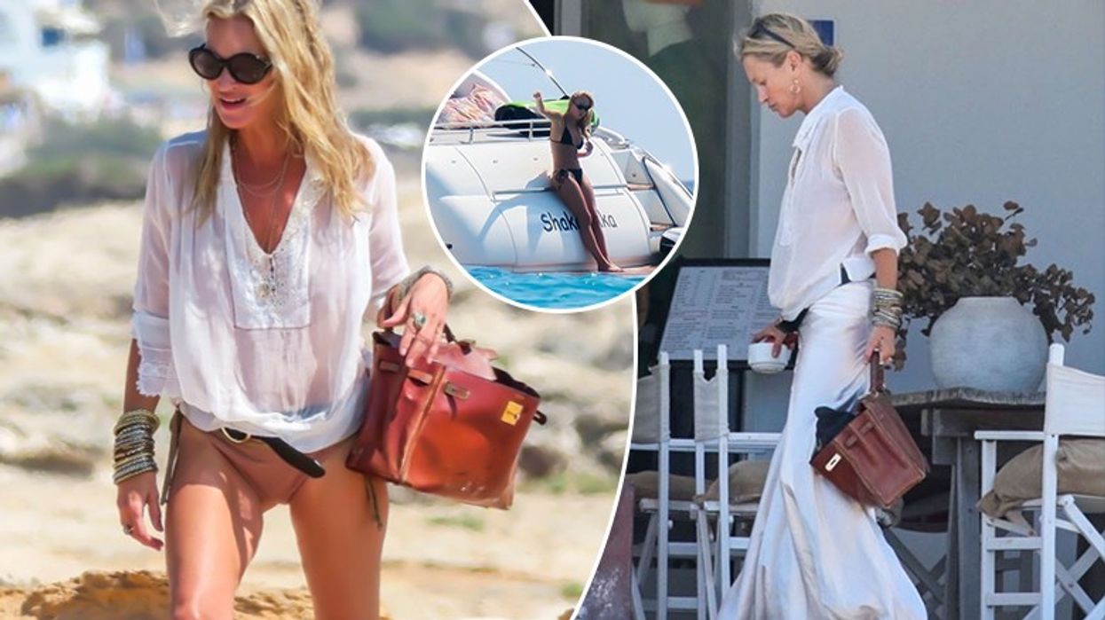 Kate Moss duket më se tërheqëse në moshën 51 vjeçare, ndërsa shfaqet në plazh me një çantë në vlerë 40 mijë euro