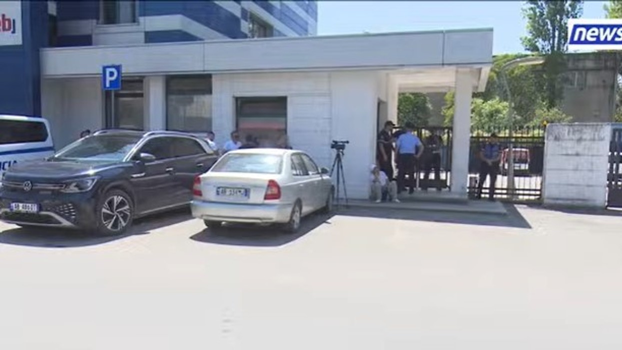 Fikja e sinjalit të News24, Lisandër Hoxha: Bllokohet media që denoncoi korrupsionin madhor të qeverisë, qytetarët të reagojnë