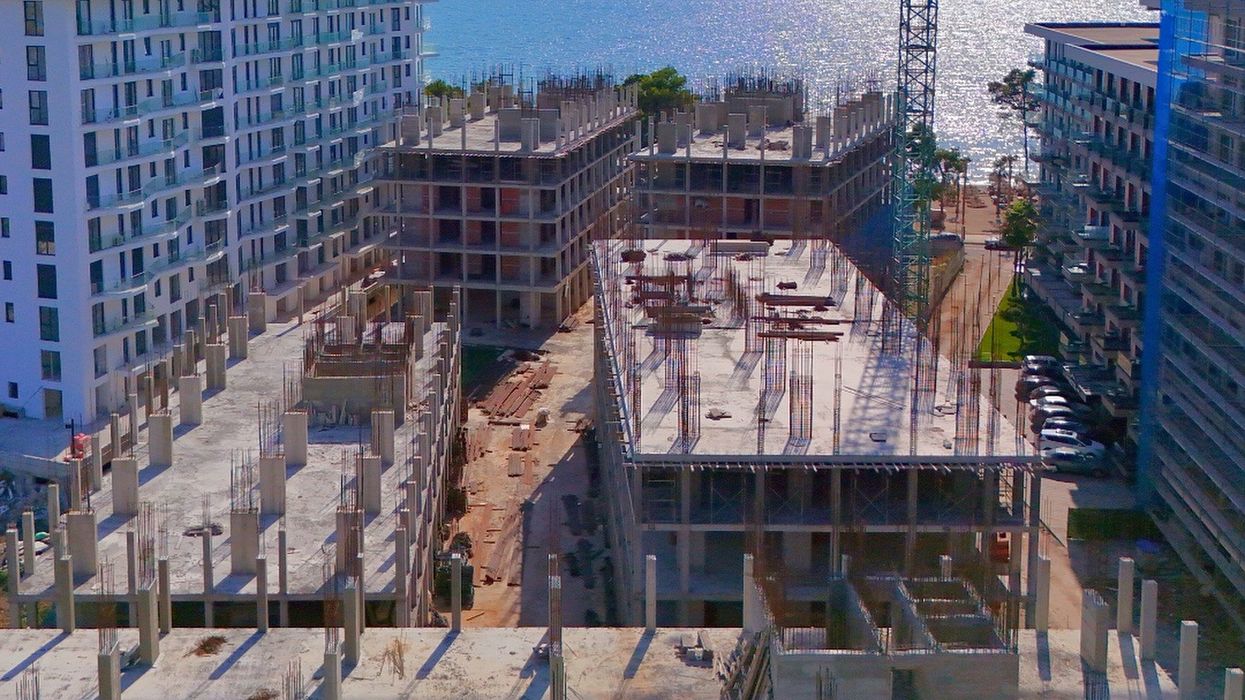 Holiday In 2: Ku stili modern bashkëjeton me detin!