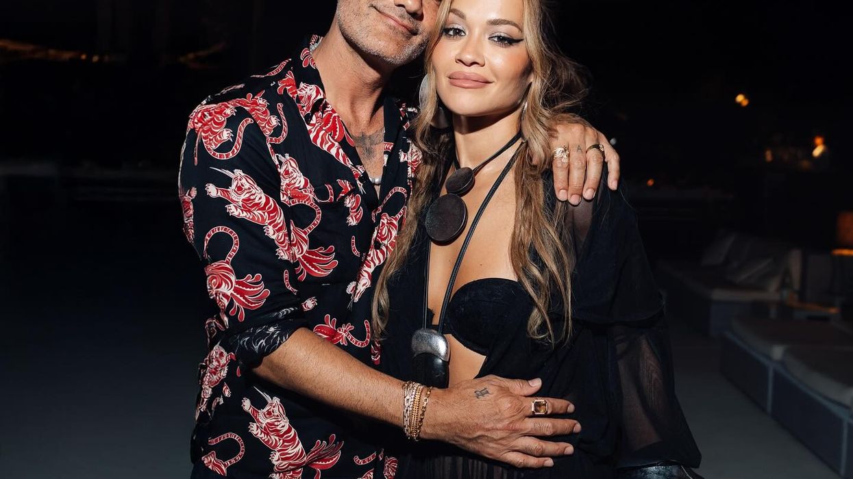 Taika Waititi e quan Rita Orën lideren supreme të jetës së tij, teksa e falënderon për festën e veçantë të ditëlindjes së tij të 50-të