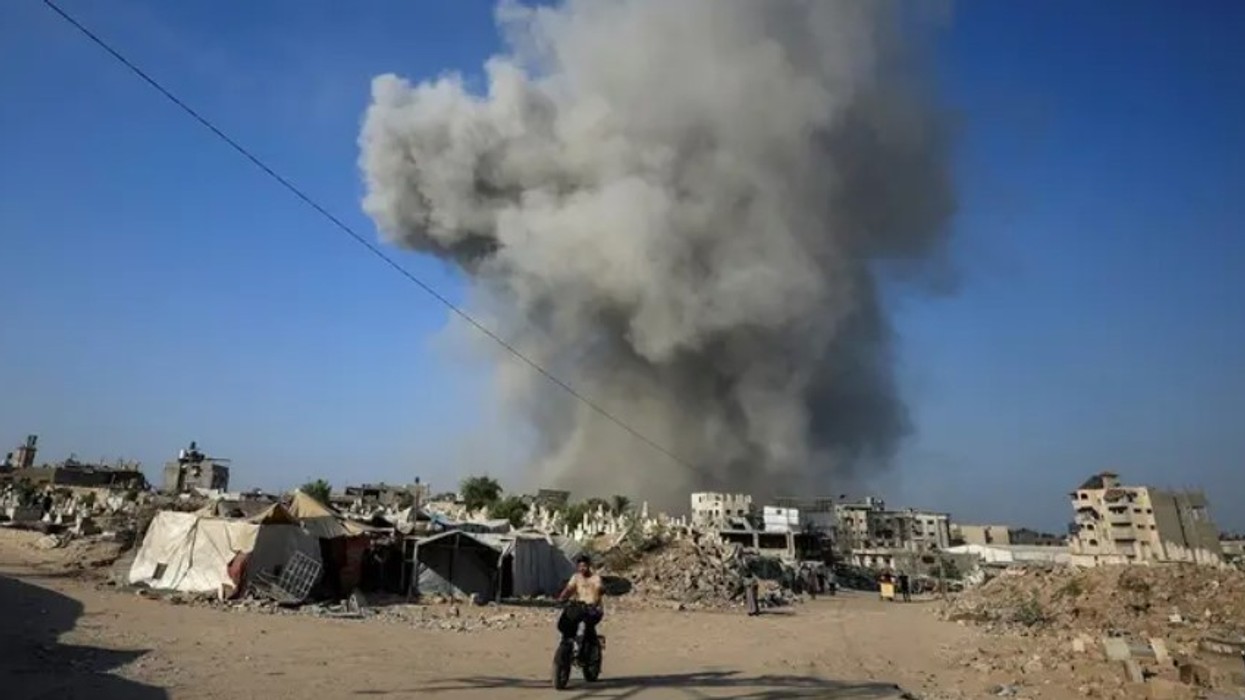 Izraeli sulmon periferitë e qytetit të Gazës, zotohet të vazhdojë me ofensivën