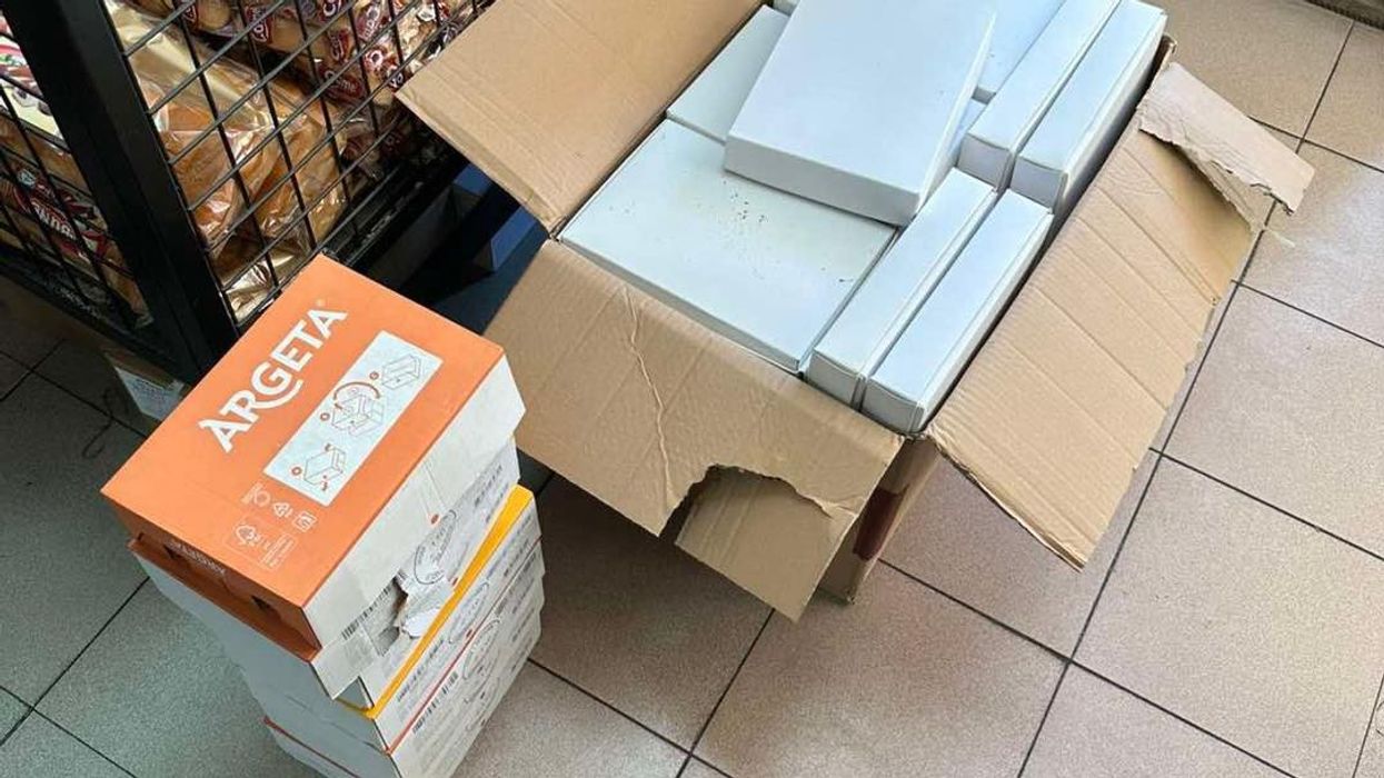 Sekuestrohen cigare, duhan dhe produkte ushqimore të kontrabanduara