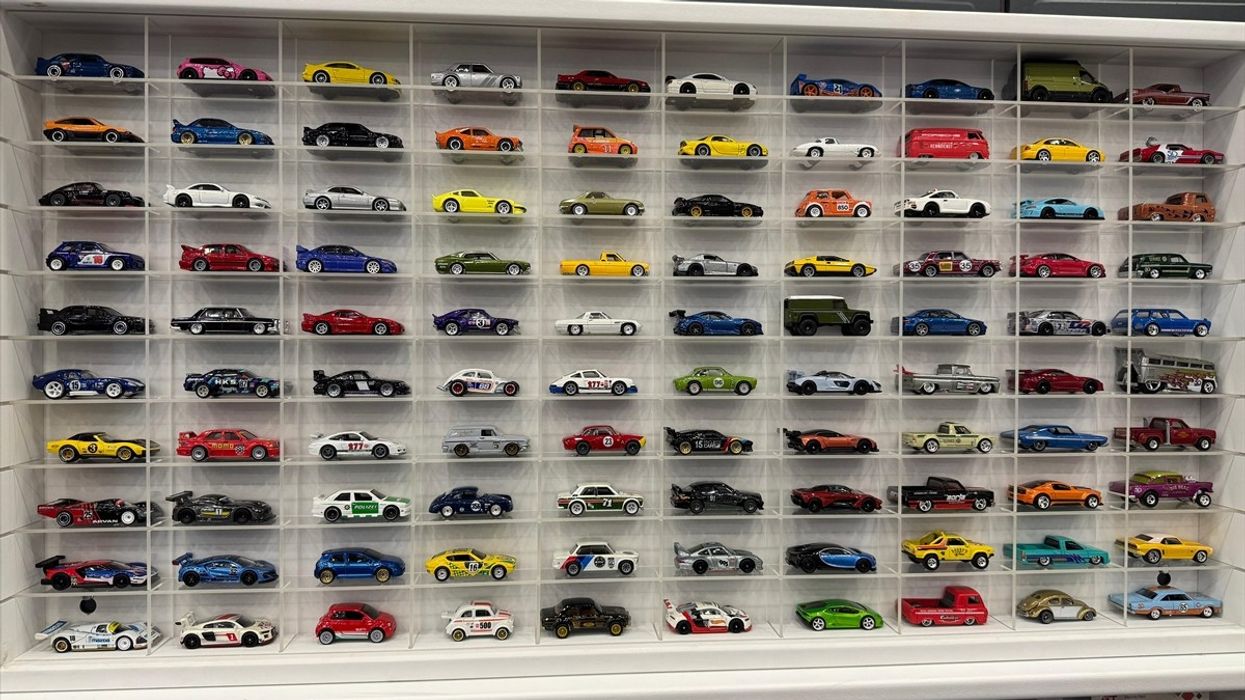 Njihuni me koleksionistin që mblodhi mbi 2.000 makina lodrash