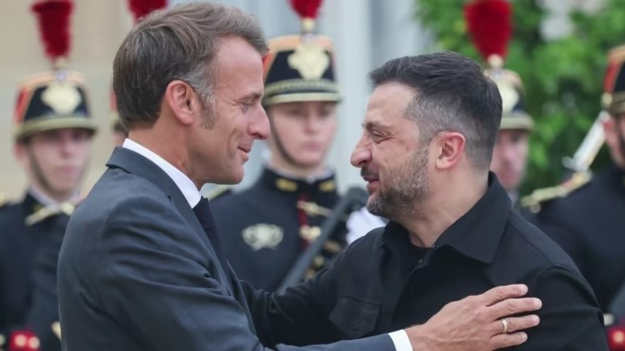 Zelensky arrin në Francë për samitin e Koalicionit të Gatshmëve