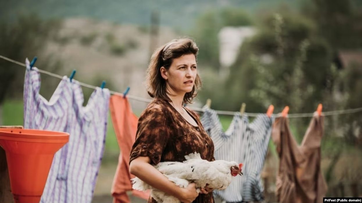 Presidenti i Malit të Zi kërkon të rishfaqet filmi “Lejleku” në gjuhën shqipe