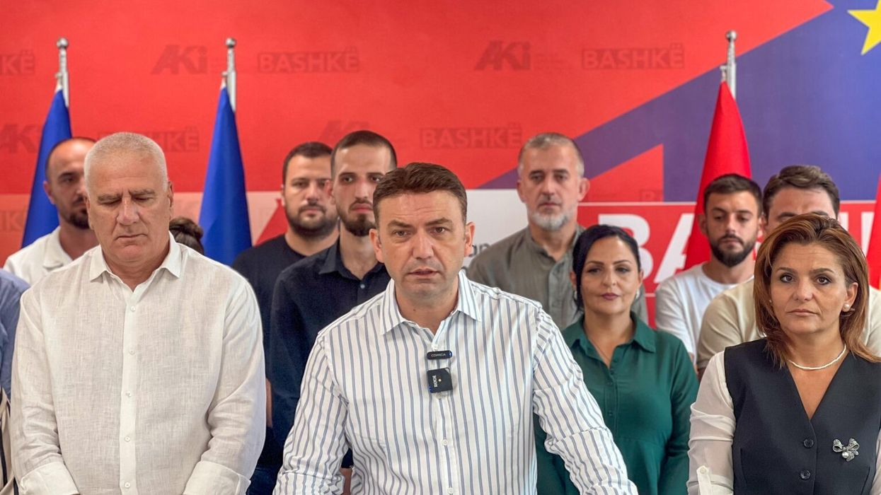 Osmani: Mexhiti të dorëhiqet, i paaftë për tu përballur me krizën ekologjike që u shkaktua nga zjarri në Trubarevë