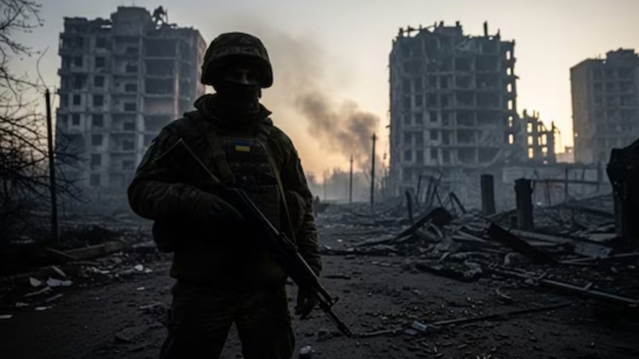 Kievi kërkon 120 miliardë dollarë për mbrojtje ndërsa lufta me Rusinë vazhdon