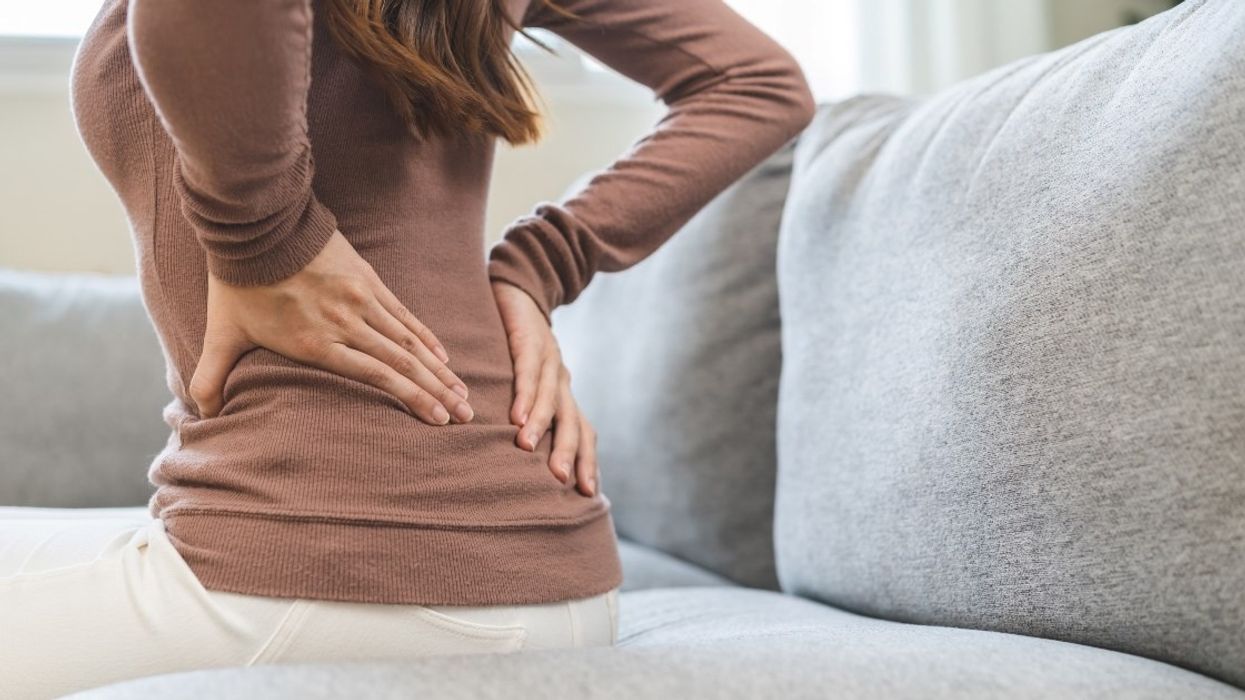 Mjekët paralajmërojnë se kjo dhimbje "normale" mund të jetë shenjë e problemeve me veshkat