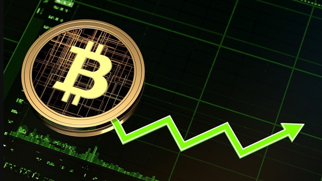 Bitcoin përballet me tronditje nga politika monetare e SHBA