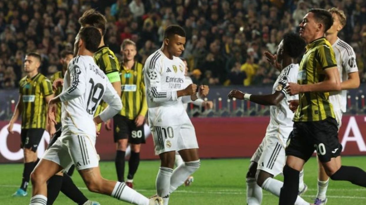 Gjiganti anglez ka nënshkruar me yllin 17-vjeçar të Kairat Almaty – ai shkëlqeu kundër Real Madridit