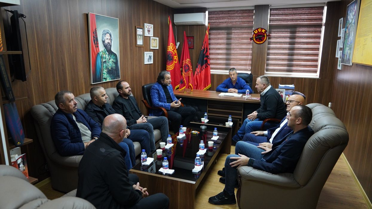 Përparim Rama takohet me veteranët, premton se do ta vazhdojë mbështetjen e madhe