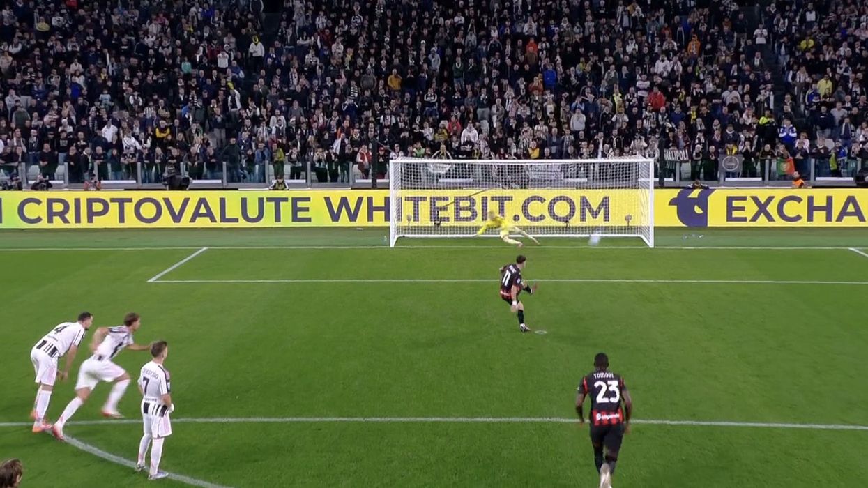 Milani ia fal një pikë Juventusit - Pulisic humb penallti, Leao raste para porte