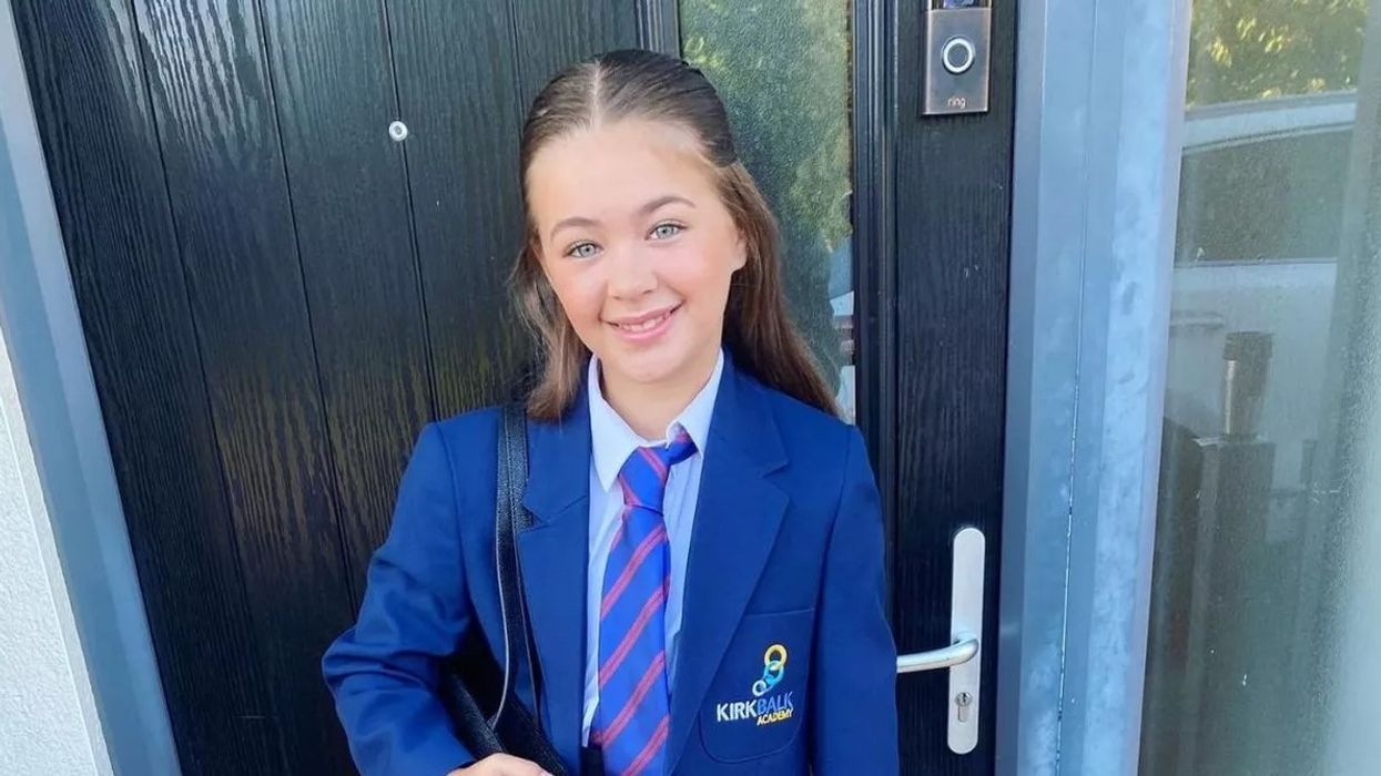 Britanikja 13-vjeçe pezullohet nga shkolla për katër ditë sepse mbante ‘vathë të padukshëm’