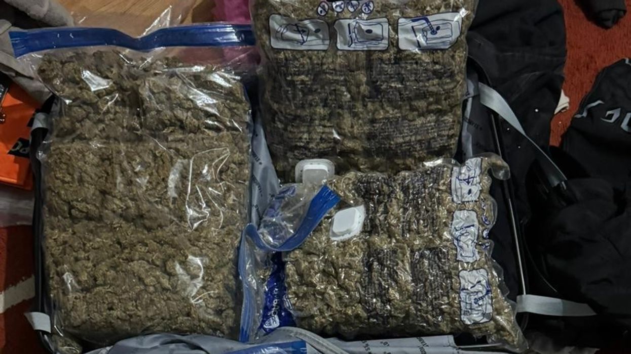 Policia kap mbi 5 kilogramë marihuanë në Gjakovë, një i arrestuar