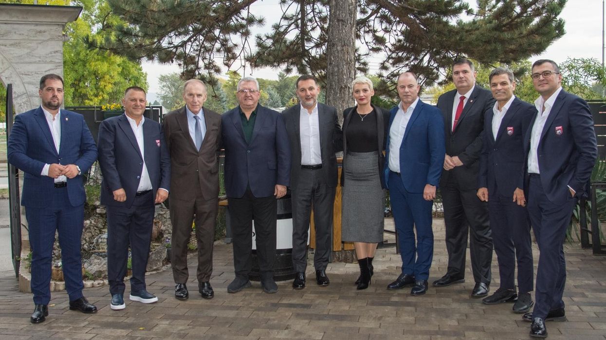 Delegacioni i FSHF e cilëson si frymë bashkëpunimi pjesëmarrjen në drekën zyrtare të organizuar nga Federata Serbe