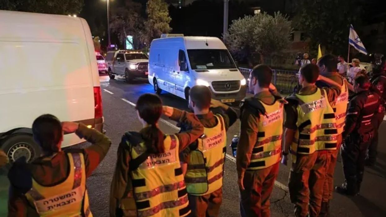 Hamasi thotë se ka dorëzuar të gjitha "eshtrat e pengjeve që mund të gjente"