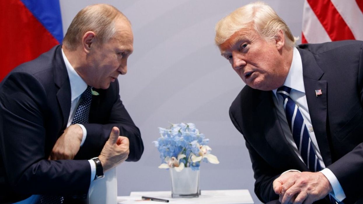 Trump dhe Putin do të bisedojnë para vizitës së Zelenskyt në Shtëpinë e Bardhë