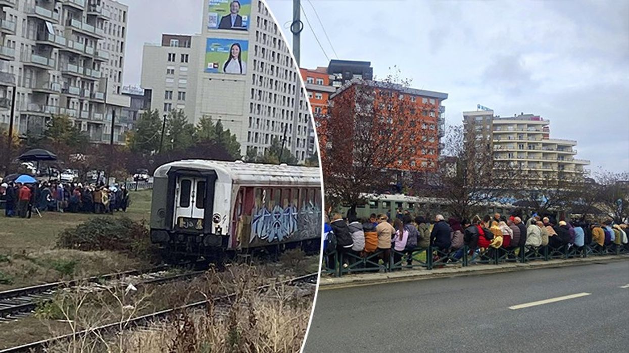 Qytetarët e Prishtinës zgjohen me reminishencë - treni që kujton eksodin kosovar u "rikthye" si një skenë filmi