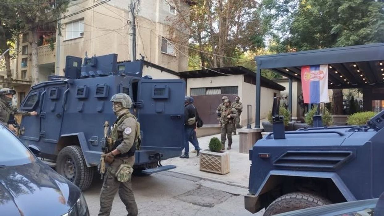 Bastisje në 9 lokacione në Zveçan e Zubin Potok - dyshime për vrasje dhe krime të rënda