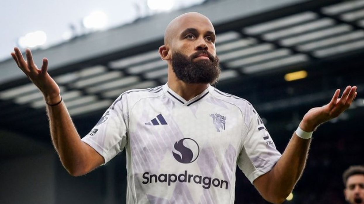 Mbeumo vendos rekord historik, Man Utd po e befason Liverpoolin midis “Anfield”