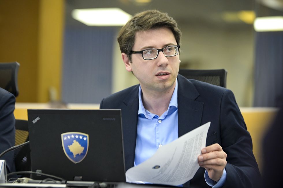 “PDK dhe LDK po e lënë RTK-në pa paga”- Murati reagon pas paralajmërimit të grevës nga Sindikata e RTK-së