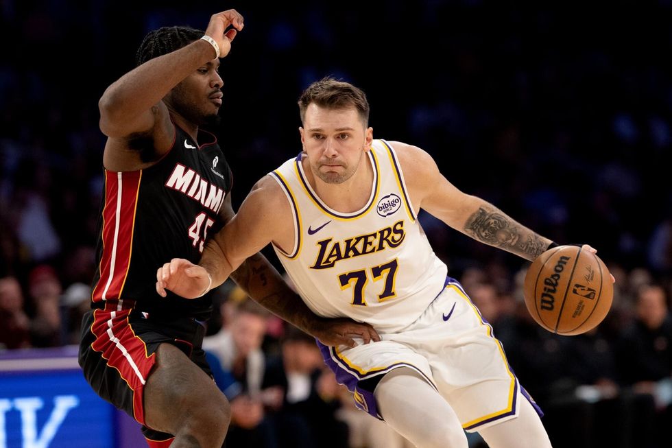 Doncic po shkruan histori, Lakers vazhdojnë me fitore në NBA