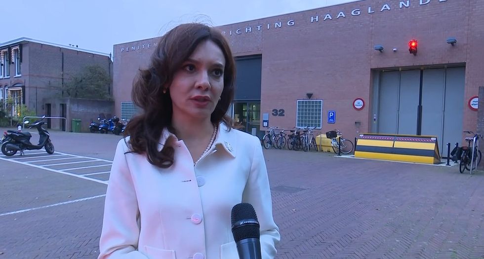 Elisa Spiropali viziton Thaçin në Hagë: Urojmë drejtësi historike, jo padrejtësi